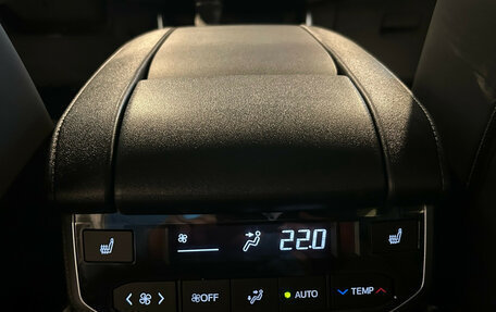 Toyota Highlander, 2025 год, 5 900 000 рублей, 22 фотография