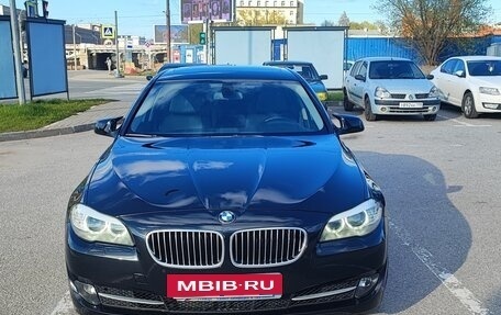 BMW 5 серия, 2011 год, 1 775 000 рублей, 2 фотография