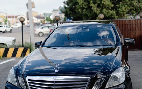 Mercedes-Benz E-Класс, 2010 год, 1 730 000 рублей, 2 фотография