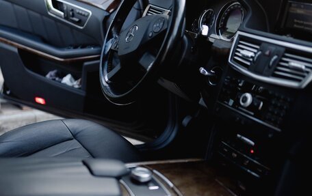 Mercedes-Benz E-Класс, 2010 год, 1 730 000 рублей, 13 фотография