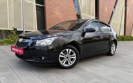 Chevrolet Cruze II, 2012 год, 700 000 рублей, 2 фотография