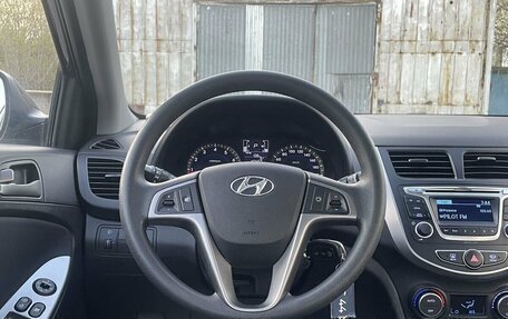 Hyundai Solaris II рестайлинг, 2015 год, 1 197 000 рублей, 11 фотография