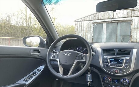 Hyundai Solaris II рестайлинг, 2015 год, 1 197 000 рублей, 6 фотография