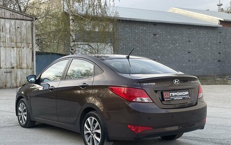 Hyundai Solaris II рестайлинг, 2015 год, 1 197 000 рублей, 30 фотография