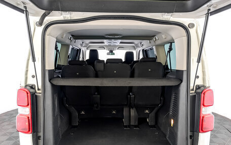 Peugeot Traveller I, 2021 год, 2 645 000 рублей, 10 фотография