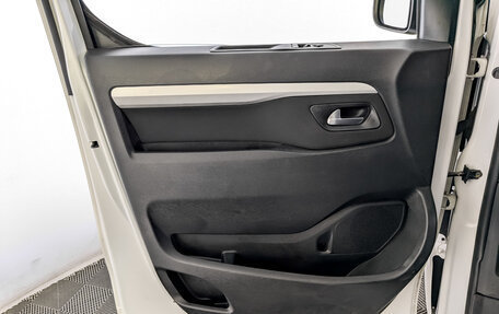 Peugeot Traveller I, 2021 год, 2 645 000 рублей, 20 фотография
