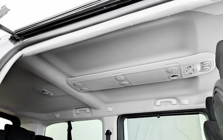 Peugeot Traveller I, 2021 год, 2 645 000 рублей, 24 фотография