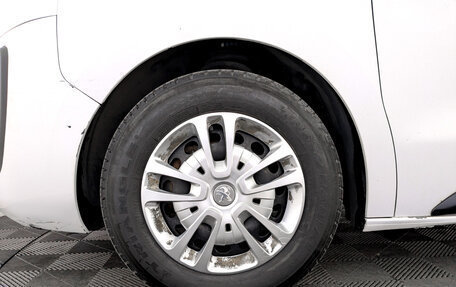 Peugeot Traveller I, 2021 год, 2 645 000 рублей, 19 фотография