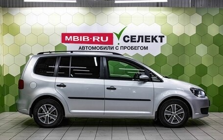 Volkswagen Touran III, 2012 год, 800 000 рублей, 8 фотография