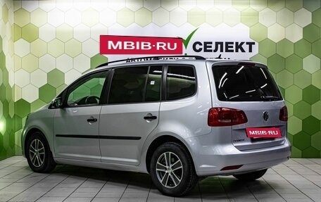 Volkswagen Touran III, 2012 год, 800 000 рублей, 6 фотография
