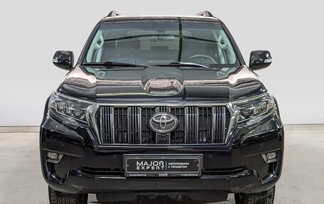Toyota Land Cruiser Prado 150 рестайлинг 2, 2021 год, 4 750 000 рублей, 2 фотография