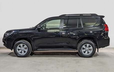 Toyota Land Cruiser Prado 150 рестайлинг 2, 2021 год, 4 750 000 рублей, 8 фотография