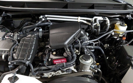 Toyota Land Cruiser Prado 150 рестайлинг 2, 2021 год, 4 750 000 рублей, 9 фотография