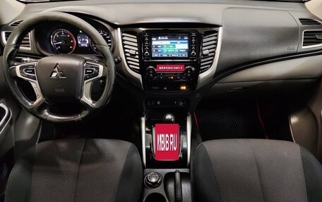 Mitsubishi L200 IV рестайлинг, 2017 год, 1 720 000 рублей, 10 фотография