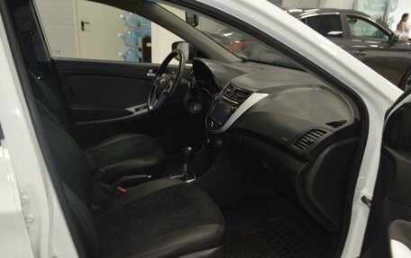 Hyundai Solaris II рестайлинг, 2012 год, 799 000 рублей, 21 фотография