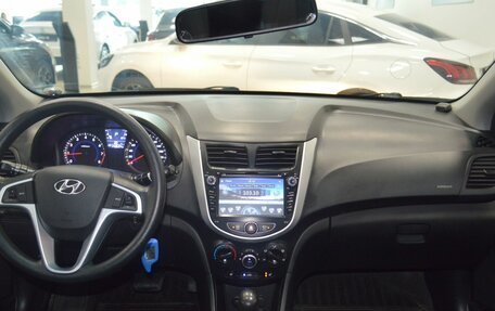 Hyundai Solaris II рестайлинг, 2012 год, 799 000 рублей, 20 фотография
