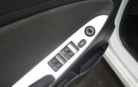 Hyundai Solaris II рестайлинг, 2012 год, 799 000 рублей, 27 фотография