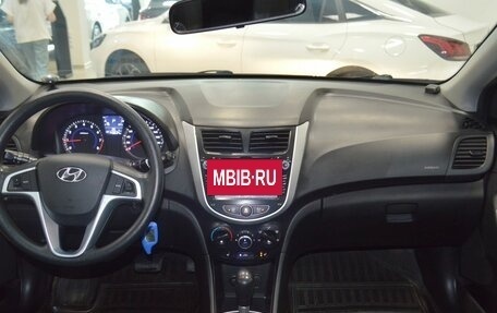 Hyundai Solaris II рестайлинг, 2012 год, 799 000 рублей, 32 фотография