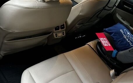 Subaru Outback IV рестайлинг, 2018 год, 2 930 000 рублей, 14 фотография