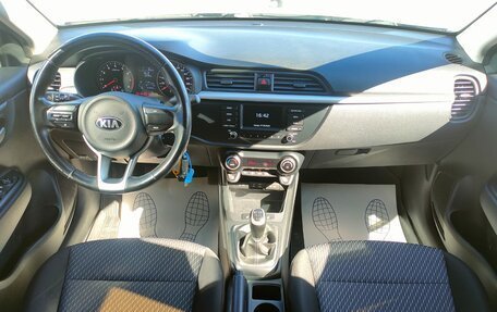 KIA Rio IV, 2019 год, 1 365 000 рублей, 9 фотография