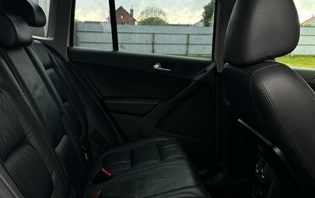 Volkswagen Tiguan I, 2011 год, 1 100 000 рублей, 2 фотография