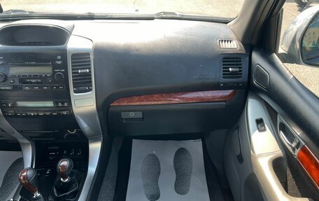 Toyota Land Cruiser Prado 120 рестайлинг, 2004 год, 999 999 рублей, 19 фотография