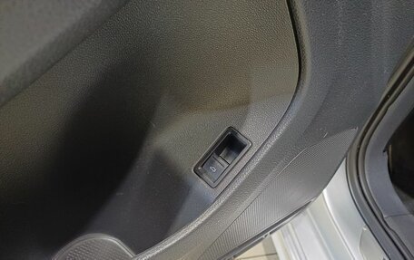 Volkswagen Jetta VI, 2013 год, 1 090 000 рублей, 19 фотография