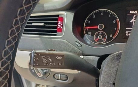 Volkswagen Jetta VI, 2013 год, 1 090 000 рублей, 17 фотография