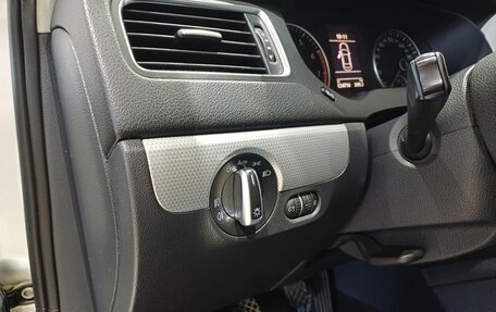 Volkswagen Jetta VI, 2013 год, 1 090 000 рублей, 37 фотография