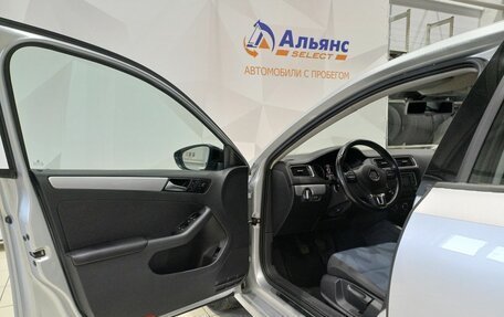 Volkswagen Jetta VI, 2013 год, 1 090 000 рублей, 26 фотография