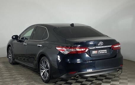 Toyota Camry, 2023 год, 3 347 000 рублей, 7 фотография