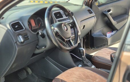 Volkswagen Polo VI (EU Market), 2015 год, 930 000 рублей, 11 фотография