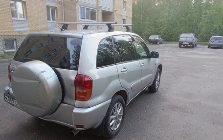 Toyota RAV4, 2002 год, 650 000 рублей, 3 фотография