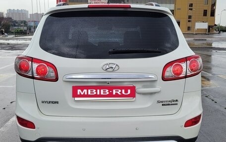 Hyundai Santa Fe III рестайлинг, 2011 год, 1 599 999 рублей, 2 фотография