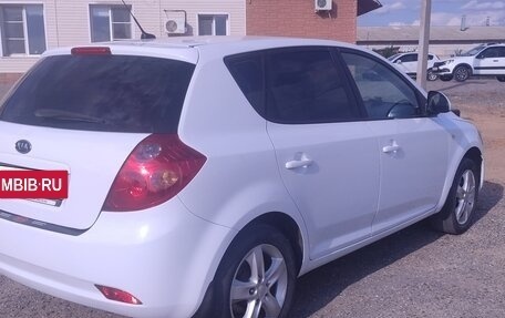 KIA cee'd I рестайлинг, 2009 год, 625 000 рублей, 2 фотография