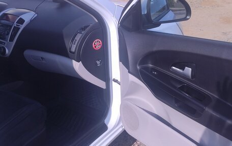 KIA cee'd I рестайлинг, 2009 год, 625 000 рублей, 11 фотография