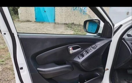 Hyundai ix35 I рестайлинг, 2012 год, 1 400 000 рублей, 5 фотография