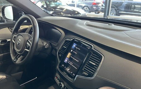 Volvo XC90 II рестайлинг, 2022 год, 4 560 000 рублей, 11 фотография