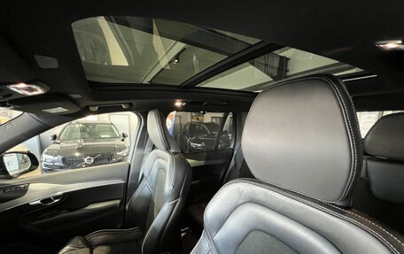 Volvo XC90 II рестайлинг, 2022 год, 4 560 000 рублей, 15 фотография