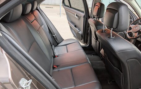 Mercedes-Benz C-Класс, 2012 год, 1 300 000 рублей, 2 фотография