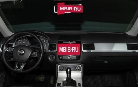 Volkswagen Touareg III, 2011 год, 1 670 000 рублей, 6 фотография