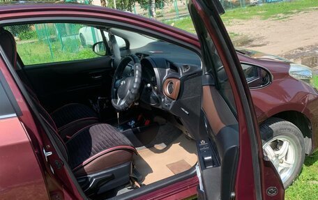 Toyota Vitz, 2011 год, 810 000 рублей, 18 фотография