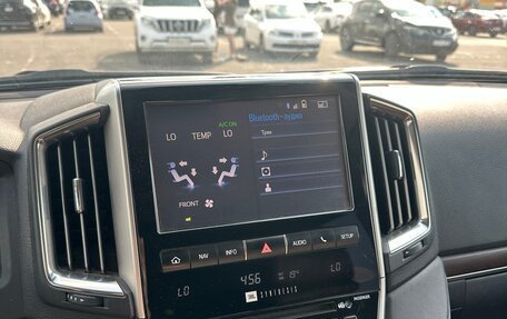 Toyota Land Cruiser 200, 2016 год, 4 990 000 рублей, 11 фотография