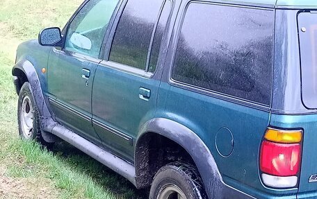 Ford Explorer III, 1996 год, 370 000 рублей, 2 фотография