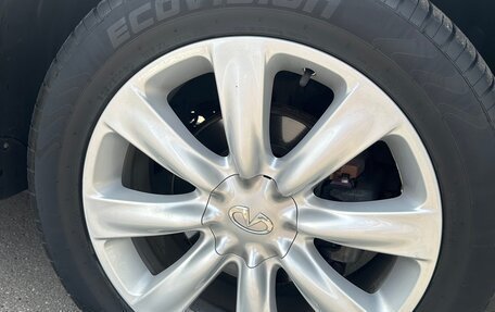 Infiniti FX I, 2007 год, 950 000 рублей, 16 фотография