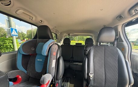 Toyota Sienna III, 2011 год, 1 150 000 рублей, 16 фотография