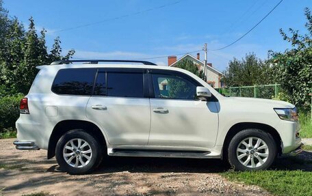 Toyota Land Cruiser 200, 2019 год, 7 800 000 рублей, 4 фотография