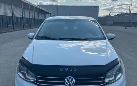 Volkswagen Polo VI (EU Market), 2019 год, 990 000 рублей, 2 фотография