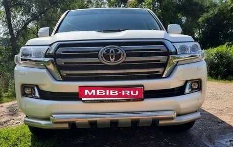 Toyota Land Cruiser 200, 2019 год, 7 800 000 рублей, 7 фотография