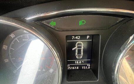 Skoda Superb III рестайлинг, 2009 год, 620 000 рублей, 3 фотография